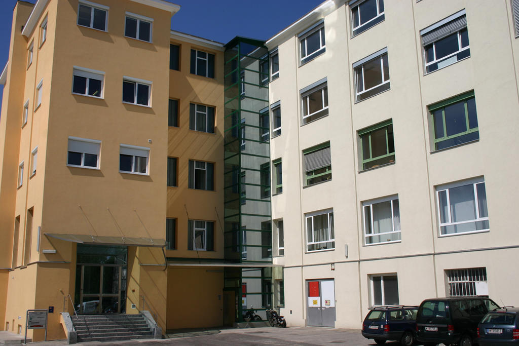 Workbase Hostel Wien Exteriör bild